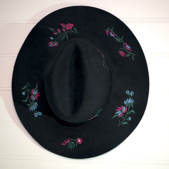 Lucky Brand Accessories - Lucky Brand Felt Floral Hat